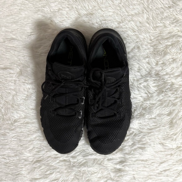 All Black Nike Metcon 4 Sneakers Men’s Size 11 - Picture 5 of 7